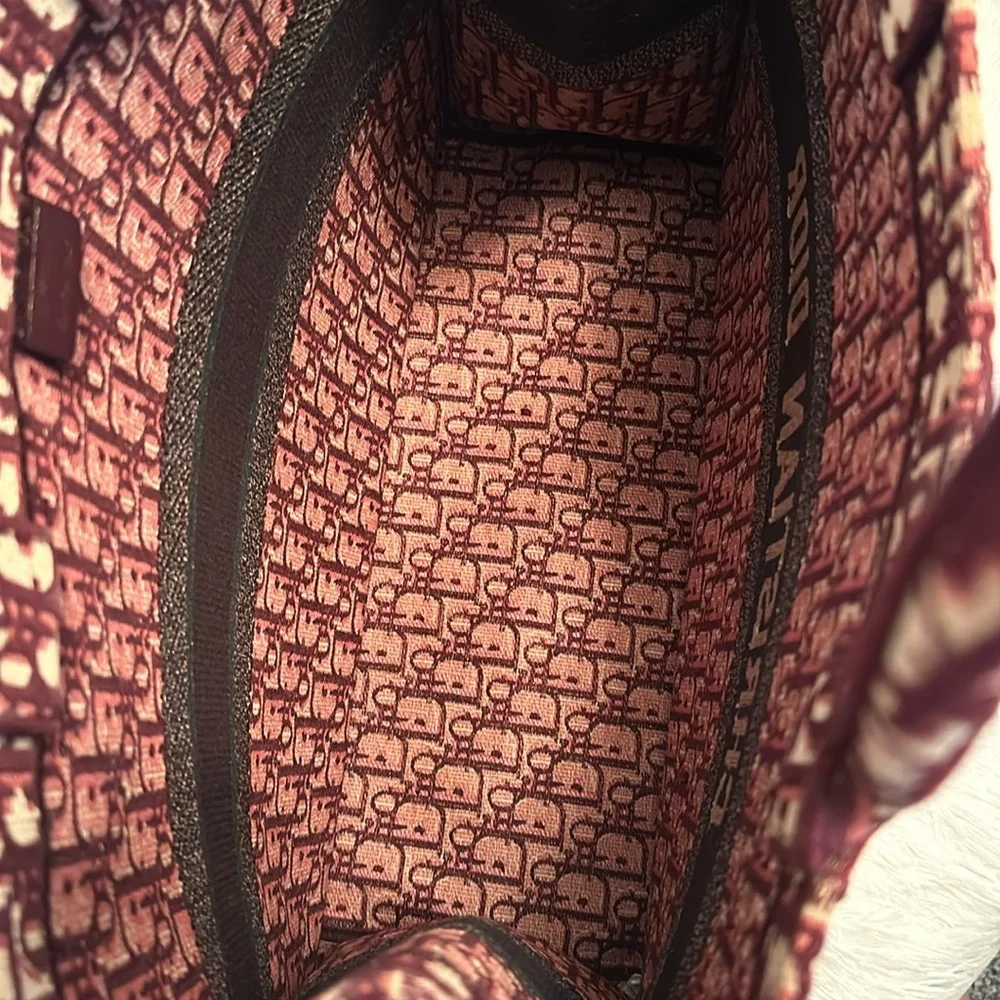 Christian Dior Book Tote - Picture 6 of 9